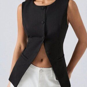 Black button up short sleeve blazer